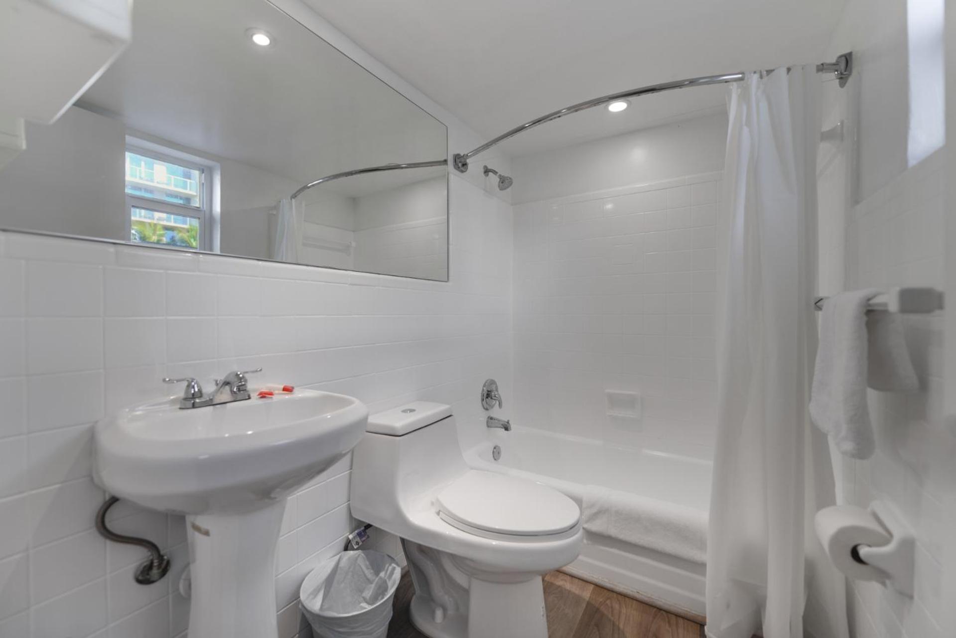 Family Friendly Beach Escape With Pool And Parking - M41 Голливуд Экстерьер фото