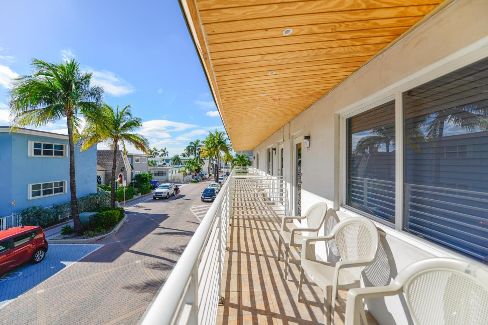 Family Friendly Beach Escape With Pool And Parking - M41 Голливуд Экстерьер фото